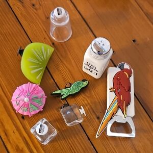 Jibbitz! Colorful Parrot Bottle Opener and Accessories For Crocs - MARGARITAVILL
